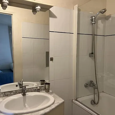Villa 3 Maisons Piscine Chauffee Et Clim