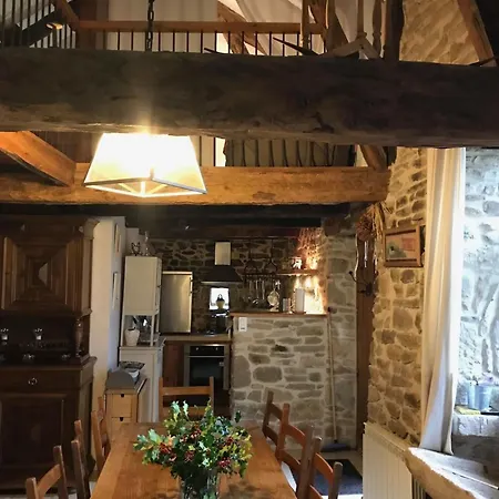 Villa 3 Maisons Piscine Chauffee Et Clim *